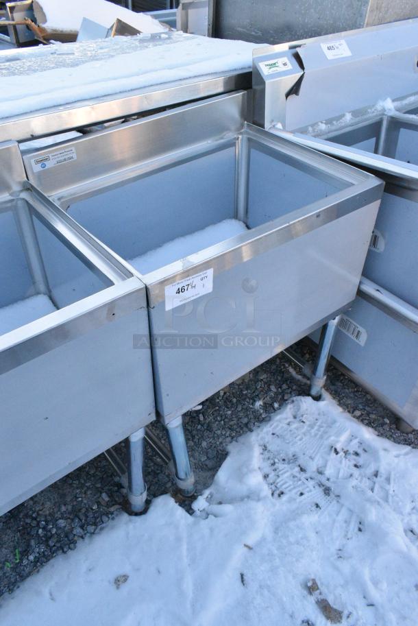 BRAND NEW SCRATCH AND DENT! Steelton 522UIB1824 18" x 24" Underbar Ice Bin with Bottle Holders - 77 lb. - Image 2 of 4