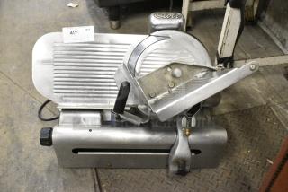 Globe Stainless Steel Commercial Countertop Meat Slicer w/ Blade Sharpener. 115 Volts, 1 Phase. Tested and Working!
