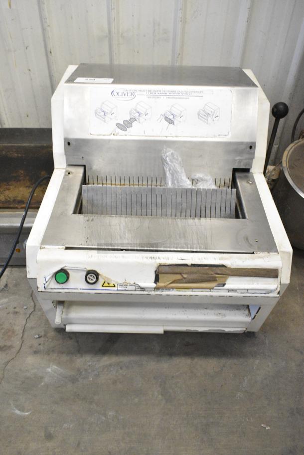 Oliver 732-N Metal Commercial Countertop Bread Loaf Slicer. 115 Volts, 1 Phase. Tested and Working! - Image 1 of 6