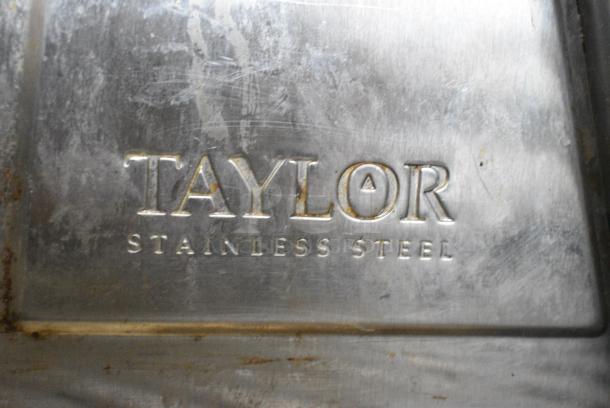 3 Taylor Metal Countertop Scales. 3 Times Your Bid! - Image 4 of 5