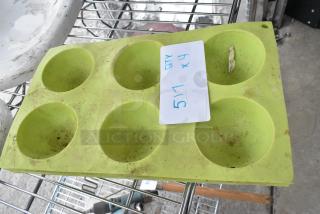 4 Green 6 Well Pan Liner. 4 Times Your Bid!
