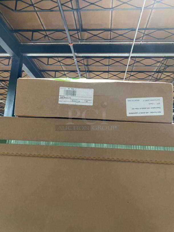 BRAND NEW! IN THE BOX! Manitowoc Indigo Series Commercial Stainless Steel Air-Cooled 797lb/24Hr Cubed Style Ice Making Machine Head! Model: IRT0900A-261 SN: 1121034556! With Manitowoc Water Filtration System! Model: AR-20000-P! With Manitowoc Commercial Stainless Steel 532lb Ice Bin! With Top-Hinged Front Open Lift Door! Model: D-570 SN: 1121011710! On Legs! All One Money! - Image 11 of 12