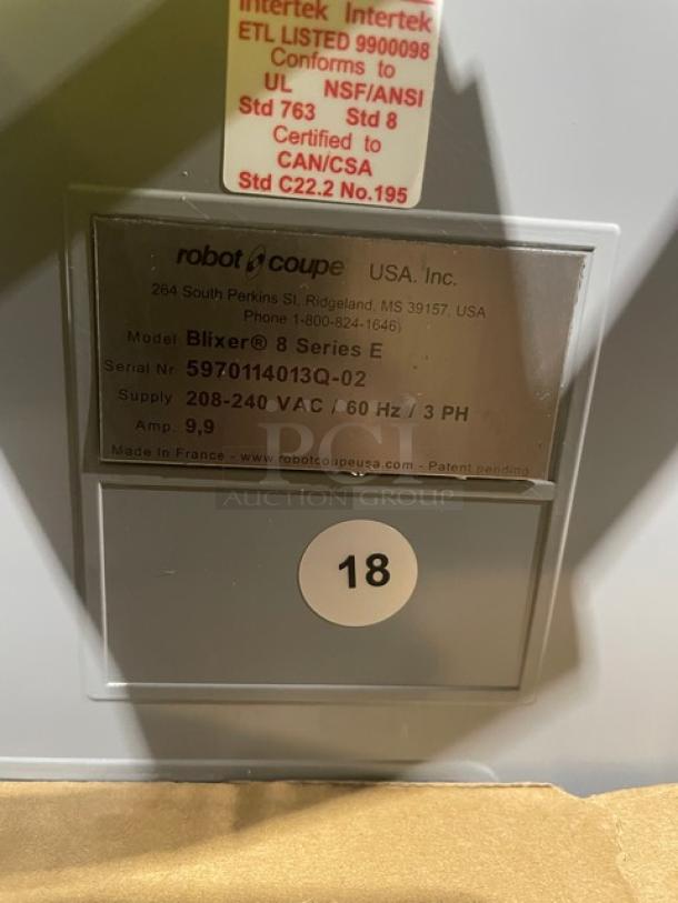 BRAND NEW! IN THE BOX! Robot Coupe E-Series Commercial Stainless Steel 2 Speed Countertop 8.5 Qt. Food Processor! With Handled Stainless Steel Cutter Bowl! With Leak Proof See-Through Cover! Model: BLIXER8 SN: 5970114013Q-02! 208V-240V 3 Phase! - Image 10 of 12