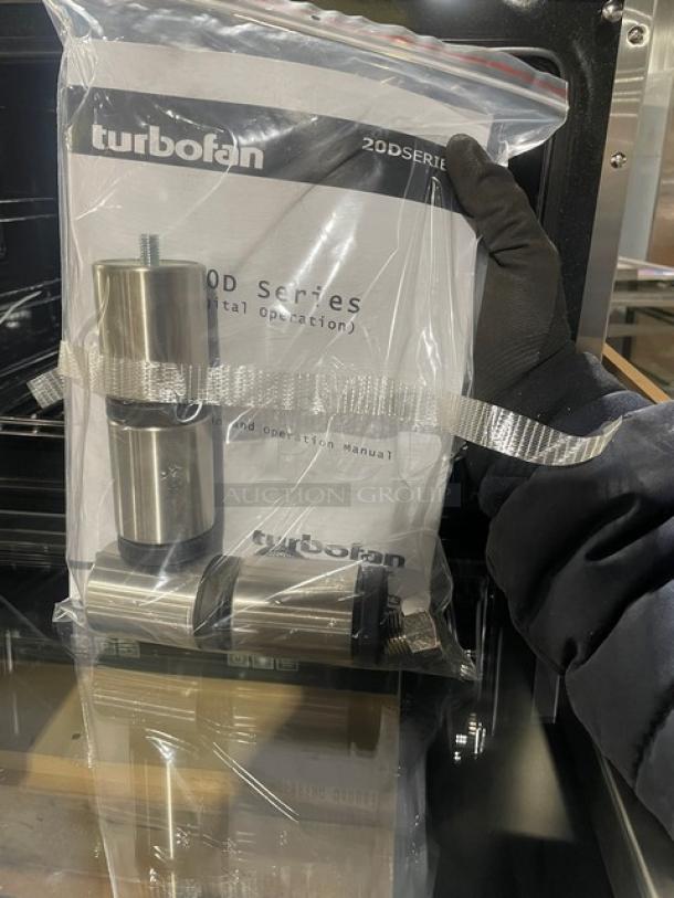 BRAND NEW! IN THE BOX! Moffat TurboFan 20D Series Commercial Stainless Steel Electric Powered Half-Size Countertop Convection Oven! With Wire Oven Racks! Model: E23D3 SN: 2271163! 208V 1 Phase! With Legs! - Image 11 of 13