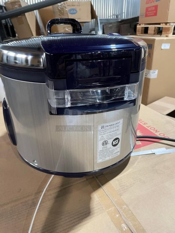BRAND NEW! IN THE BOX! Thunder Group Commercial Stainless Steel Electric Powered Countertop 30-Cup Rice Cooker/Warmer! With Hinged Lid & Digital Controls! Model: SEJ3201 SN: 2208AME0776! 120V 1 Phase! - Image 8 of 12