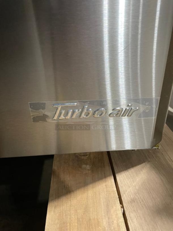 BRAND NEW! IN THE BOX! Turbo Air Super Deluxe Series Commercial Stainless Steel 1 Door Refrigerated Bain Marie Style Mega Top Sald/Sandwich Prep Table! With Chrome Plated Wire Racks! With Removable Cutting Board! With Clear Polycarbonate Food Pans! Model: TST-28SD-12-N SN: H2VTM2RI3003! 115V 1 Phase! With Casters! - Image 12 of 14