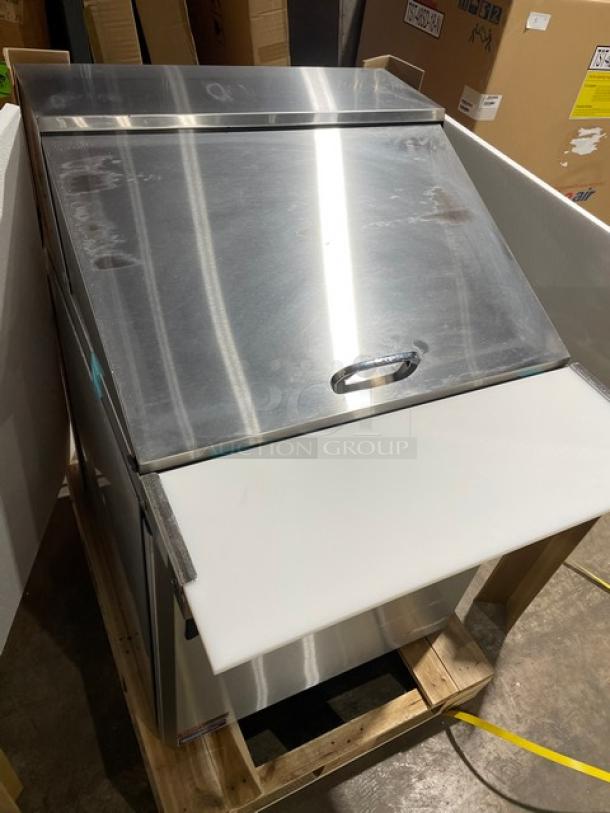 BRAND NEW! IN THE BOX! Turbo Air Super Deluxe Series Commercial Stainless Steel 1 Door Refrigerated Bain Marie Style Mega Top Sald/Sandwich Prep Table! With Chrome Plated Wire Racks! With Removable Cutting Board! With Clear Polycarbonate Food Pans! Model: TST-28SD-12-N SN: H2VTM2RI3003! 115V 1 Phase! With Casters! - Image 13 of 14