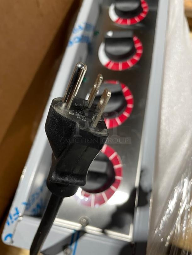 BRAND NEW! IN THE BOX! Alto Shaam! 2023! Halo Heat Series Commercial Stainless Steel 4-Pan Drop-In Hot Food Well! With Independent Thermostatic Controls! Model: 400-HWI/D6 SN: 3387325-1! 208-240V 1 Phase! - Image 9 of 10