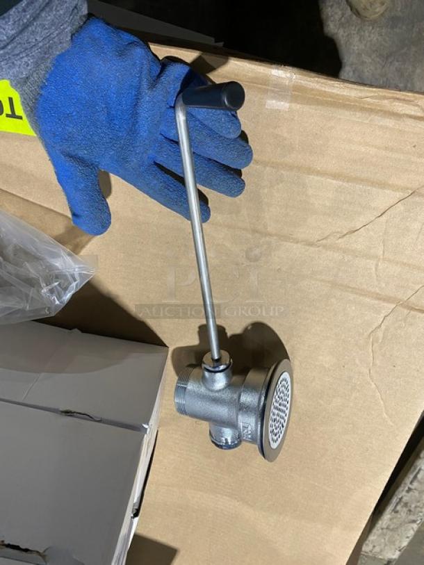 BRAND NEW! IN THE BOX! T & S Brass Commercial Waste Drain Valve! With Twist Handle! Model: B-3940! 2X Your Bid! - Image 6 of 9