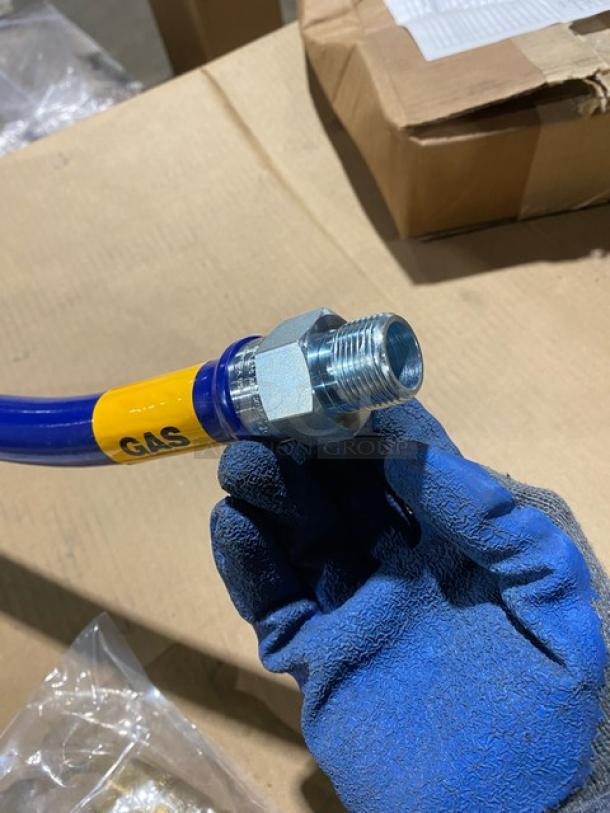BRAND NEW! IN THE BOX! Dormont By Watts Brand Commercial Deluxe 48" Blue Hose Moveable Gas Connector Kit! With Snap Fast Quick Disconnect! Model: 1675KIT48! - Image 6 of 8