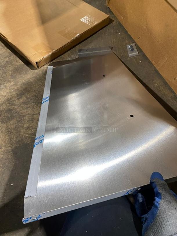 BRAND NEW! IN THE BOX! Vulcan Commercial Stainless-Steel Right-Side Fryer Splash Guard! Model: SHIELD-FRYRH! - Image 5 of 8