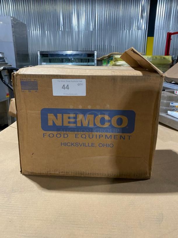 BRAND NEW! IN THE BOX! Nemco Commercial Cast Aluminum Easy Frykutter 1/4" French Fry Cutter! With Stainless Steel Blades! Model: 55450-1! - Image 2 of 8