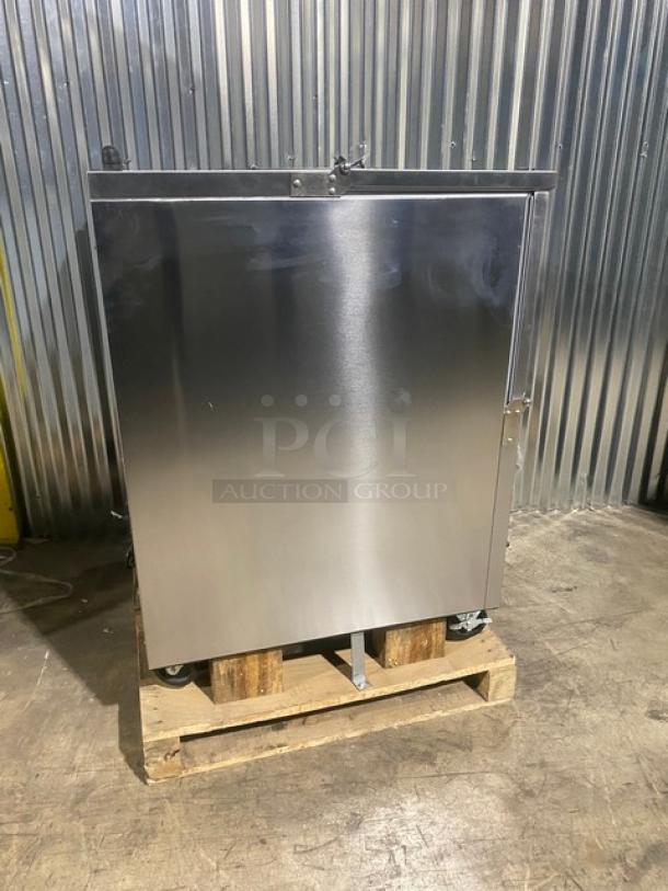 NEW! SCRATCH-N-DENT! Beverage-Air Commercial Stainless Steel Cold Wall Single Access Milk Cooler! Energy Star Certified! With Heavy-Duty Epoxy-Coated Wire Rack! With Safety Bumper Edge Self-Latching Doors/Lids! Model: SM34HC-S SN: 13206661! 115V 1 Phase! On Casters! - Image 4 of 15