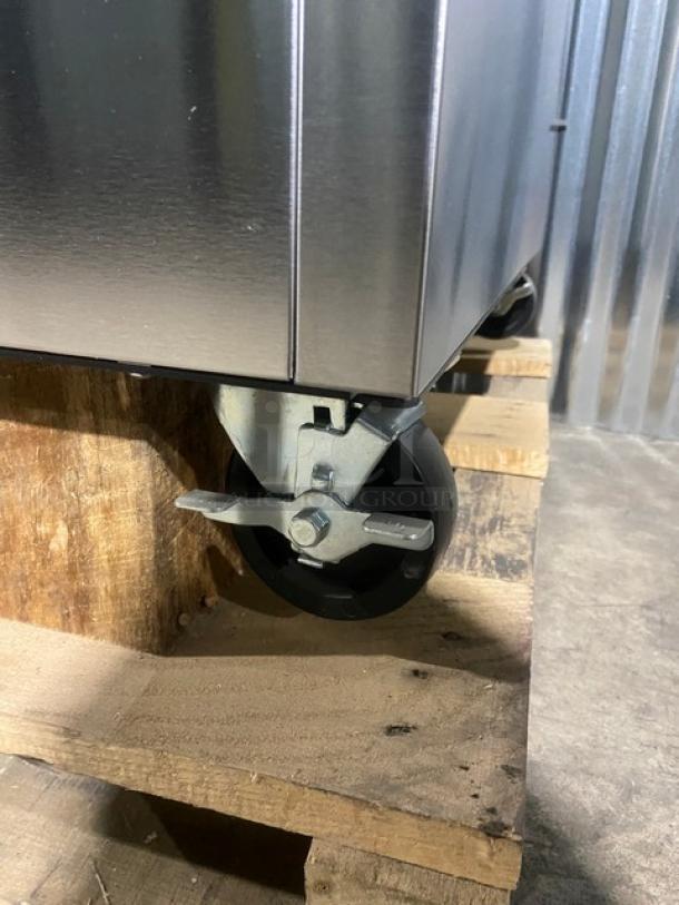 NEW! SCRATCH-N-DENT! Beverage-Air Commercial Stainless Steel Cold Wall Single Access Milk Cooler! Energy Star Certified! With Heavy-Duty Epoxy-Coated Wire Rack! With Safety Bumper Edge Self-Latching Doors/Lids! Model: SM34HC-S SN: 13206661! 115V 1 Phase! On Casters! - Image 5 of 15