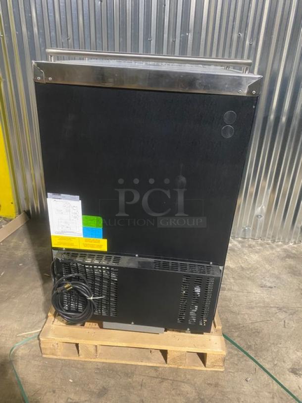 NEW! SCRATCH-N-DENT! Asber Commercial Black Vinyl Refrigerated Single Door Direct Draw Kegerator! With New In The Box Single Tap Tower! With Lock & Keys! Model: ADDC23 SN: 8101848507! 115V 1 Phase! On Casters! - Image 3 of 12