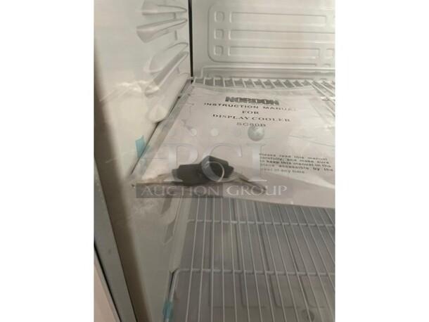 BRAND NEW! IN THE BOX! Nordon Commercial Single Glass Door Mini Countertop Refrigerator Merchandiser! With Customizable LED Lamp Box! With Poly Coated Racks! With Lock & Keys! Model: SC80B! 110/120V 1 Phase! - Image 8 of 8
