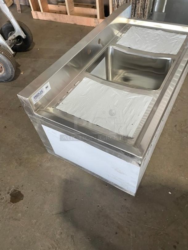 NEW! SCRATCH-N-DENT! Prepline Commercial Stainless Steel Single Bowl Underbar Hand Sink! With 3" Back Splash! With Left & Right Side Drain Boards! Model: BAR-1C-LR! - Image 2 of 7