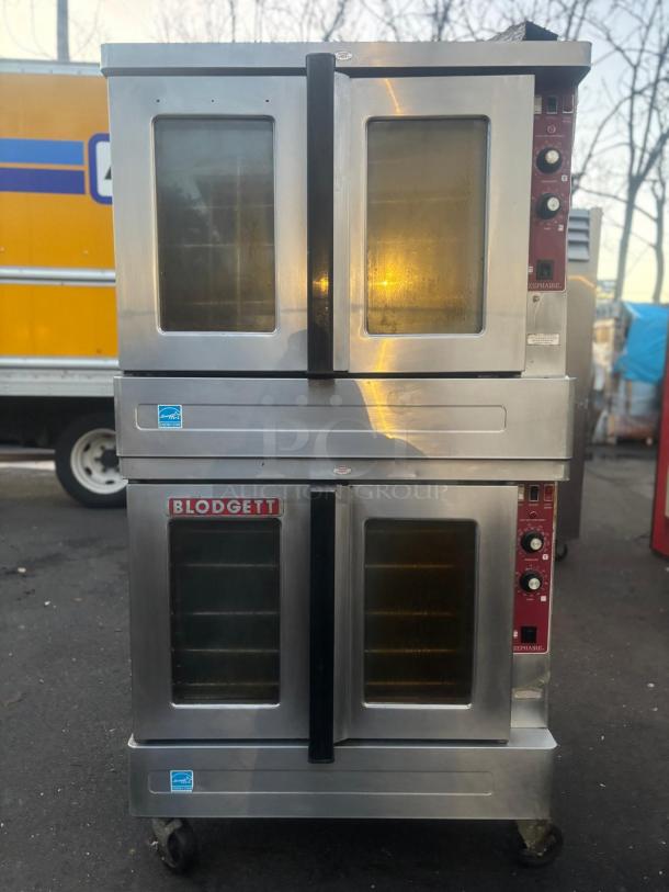 WOW!  Blodgett Commercial Stainless Steel Electric Powered Double Stacked Convection Oven! On Legs - Image 1 of 5