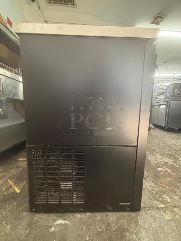 Omcan USA 59061 15.8 Cu. Ft. Black 3 Doors Aurora Refrigerated Back Bar Cooler - 115 Volts - Image 7 of 12