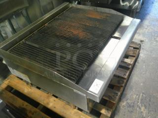 LIKE NEW Venancio USA R36CT-36C 36" Countertop Gas Radiant Charbroiler w/ (6) Burners, 100.000 BTU Propane