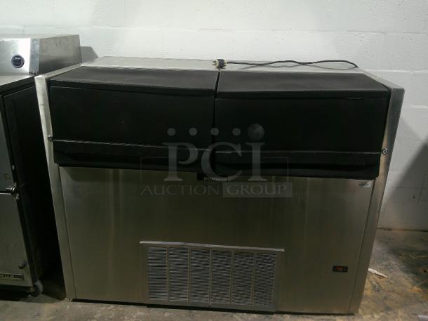 NICE WORKING Delfield NLFAC-12 54" Self-Contained Air Curtain Beverage Cooler - Image 1 of 8