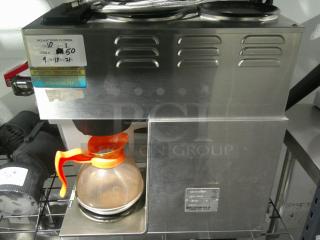 NICE Bunn 9012 Coffee Pot w/ Warmer - Comes with Extra Coffee Pots!