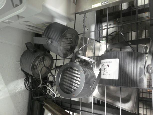 Set of Ceiling/Wall Mounted Display Spotlight Lighting - Image 3 of 3