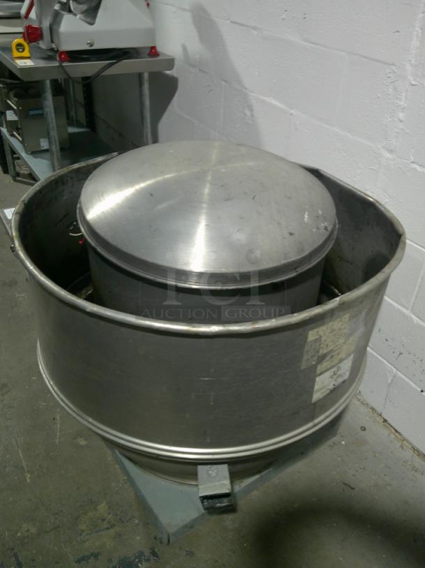 WOW - Whole Vent Fan Roof Hood Ducting System, Comes with LIKE NEW Motor for install! - Image 3 of 6