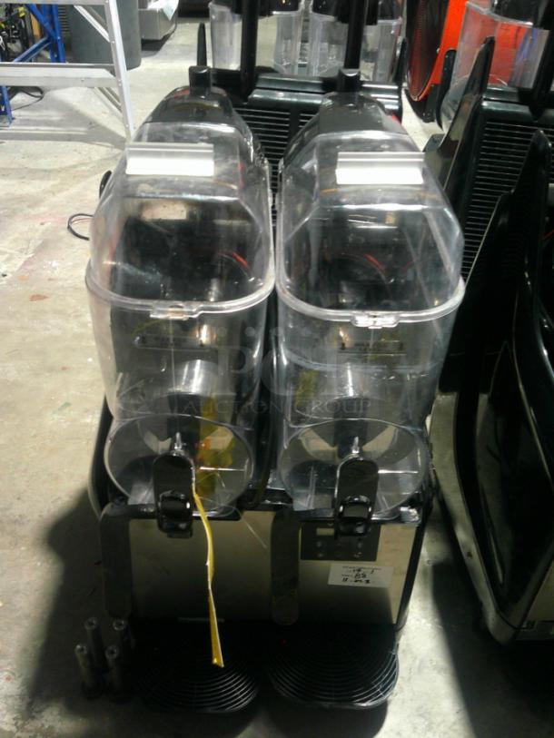 WOW, MANUFACTURER DEMO FLOOR MODEL- V-Air 2 Frozen Drink Slushy Machine, Two Flavors! - Image 3 of 7