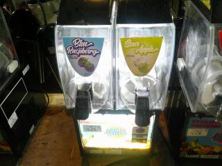 TESTED BARRELS FREEZE Crathco I-PRO 2 Double 2.9 Gallon Granita / Slushy / Frozen Beverage Machine LIGHTS UP