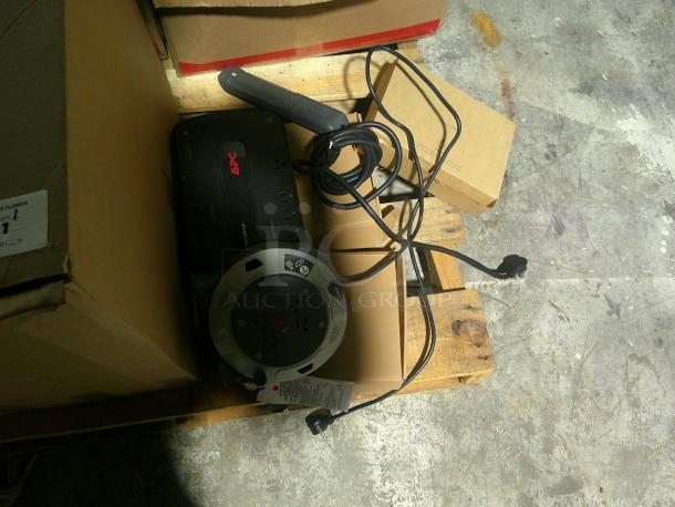 WOW HUGE PALLET LOT - Lighting, Office Printers Equipment, UPS, Cords, & More - ALL ONE MONEY - Image 3 of 8