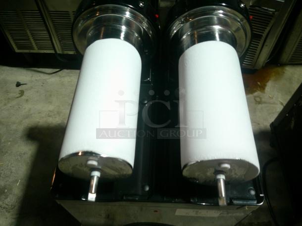 TESTED FREEZING Curtis CFB2 Frozen Drink Slushy Granita Machine! - Image 2 of 5