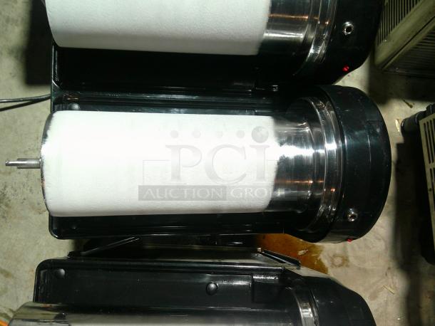 TESTED FREEZING Curtis CFB2 Frozen Drink Slushy Granita Machine! - Image 4 of 5