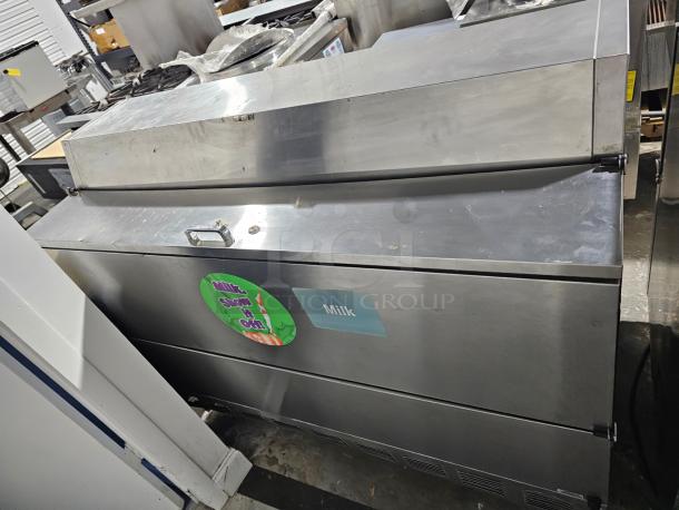 True TMC-58-S-DS 58 1/4" 2 Sided Milk Cooler with Stainless Steel Exterior and Aluminum Interior - Image 4 of 5