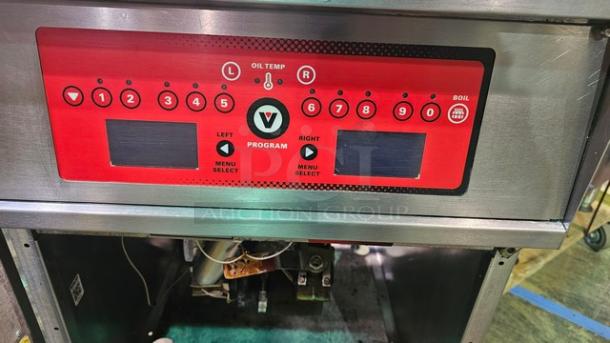Vulcan 1TR85C-1 PowerFry3 Natural Gas 85-90 lb. Floor Fryer with Computer Controls - 90,000 BTU. - Image 3 of 6