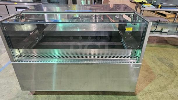 Structural Concepts Oasis Display Cooler. - Image 1 of 5