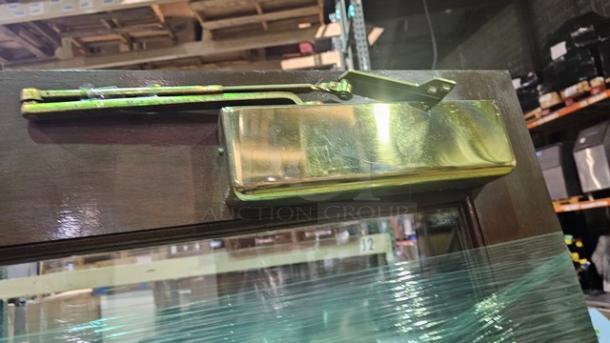 Very Nice Wood Door w/ Glass Panel and Brass Hardware. FROM RUBY TUESDAY - Image 3 of 4