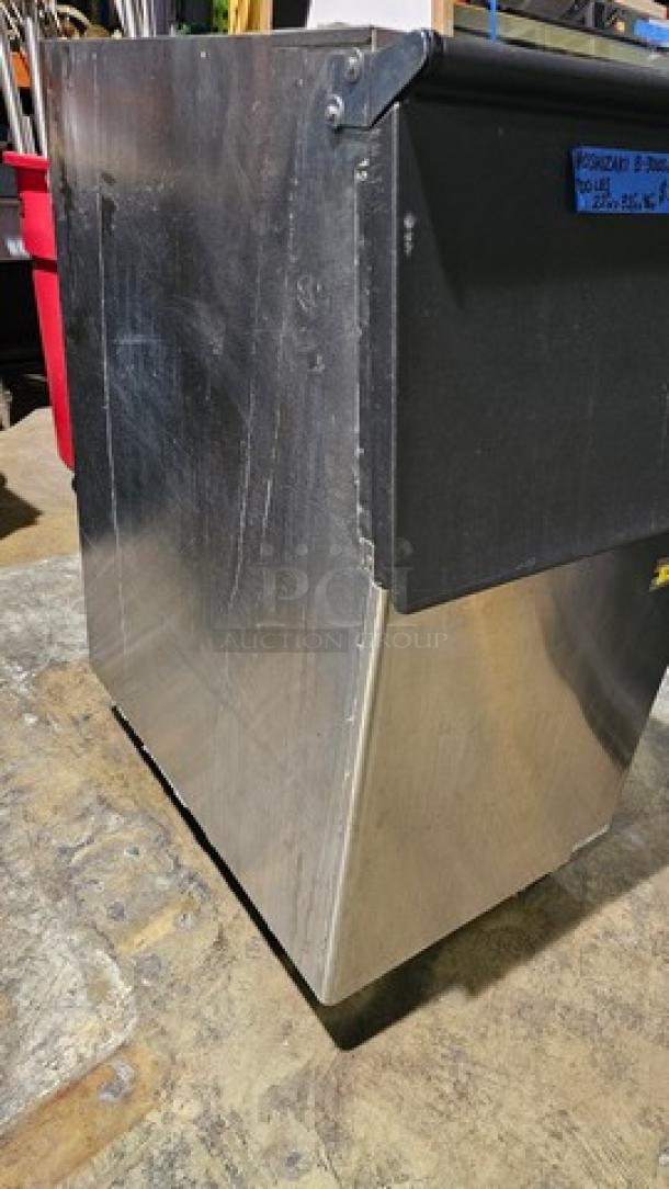 Hoshizaki B-300SF 22" Ice Bin - 300 lbs - Image 2 of 3