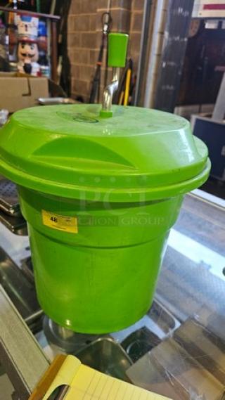 Choice Food Prep 2.5 Gallon Salad Spinner / Dryer
