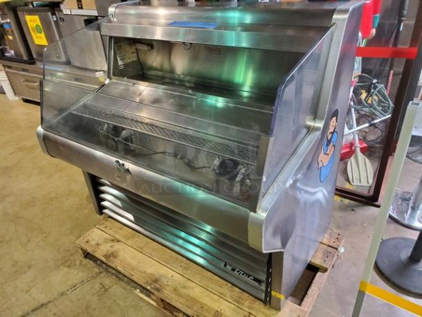 True Horizontal Air Curtain Refrigerated Merchandiser. COOLING FANS NEED TO BE REPLACED - Image 1 of 7