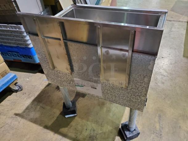 Advance Tabco SLI-12-24 77lbs Ice Bin - Image 6 of 7