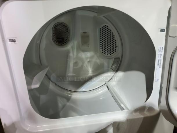 Large Capacity Top Load Dryer with Wrinkle Control – 7.0 cu. ft. - Image 2 of 8