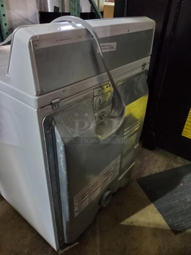 Large Capacity Top Load Dryer with Wrinkle Control – 7.0 cu. ft. - Image 8 of 8