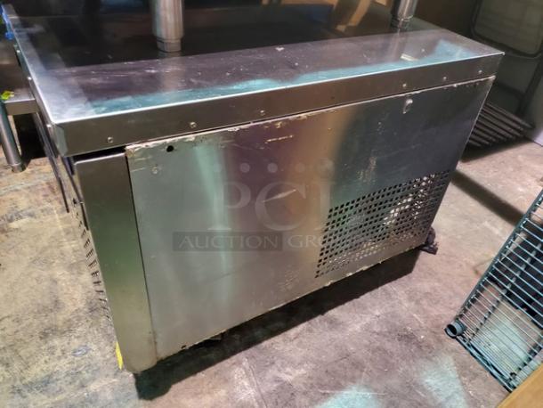 Atosa MGF8448GR — 36″ Refrigerated Chef Base on Casters - Image 4 of 7