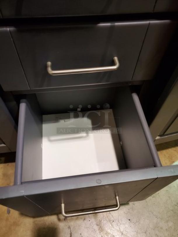 Mobile Cart - Image 3 of 10