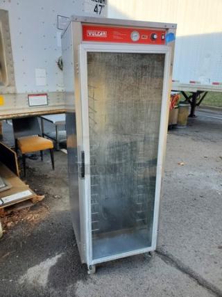 Vulcan VHFA18-1M3ZN Full Size Non-Insulated Heated Holding Cabinet