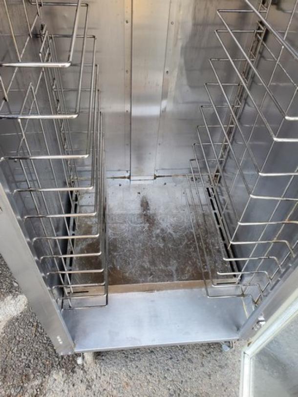 Vulcan VHFA18-1M3ZN Full Size Non-Insulated Heated Holding Cabinet - Image 6 of 8