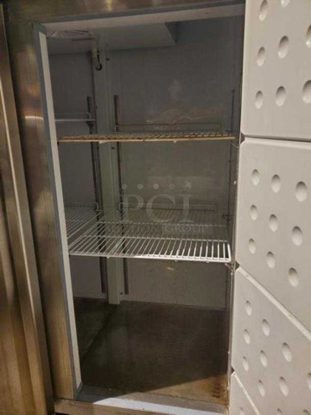 Entree CF2 49 Cu.Ft. Commercial 2 Door Stainless Freezer. On Casters - Image 4 of 13
