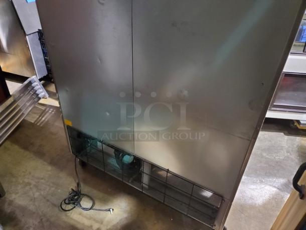 Entree CF2 49 Cu.Ft. Commercial 2 Door Stainless Freezer. On Casters - Image 10 of 13