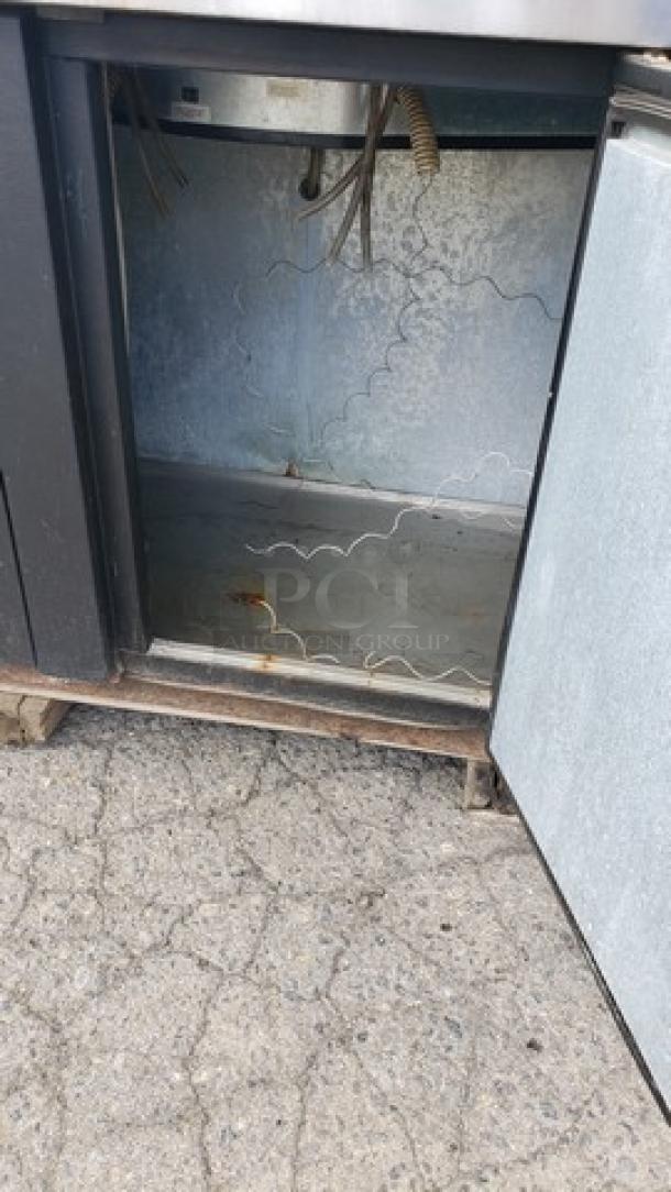 True TDD-4 2 Single Tap Kegerator Beer Dispenser - Image 3 of 9